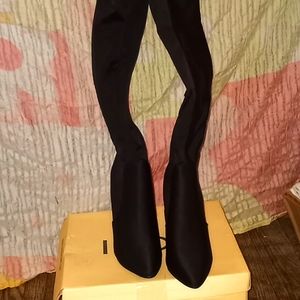 Black over the knee Boot
